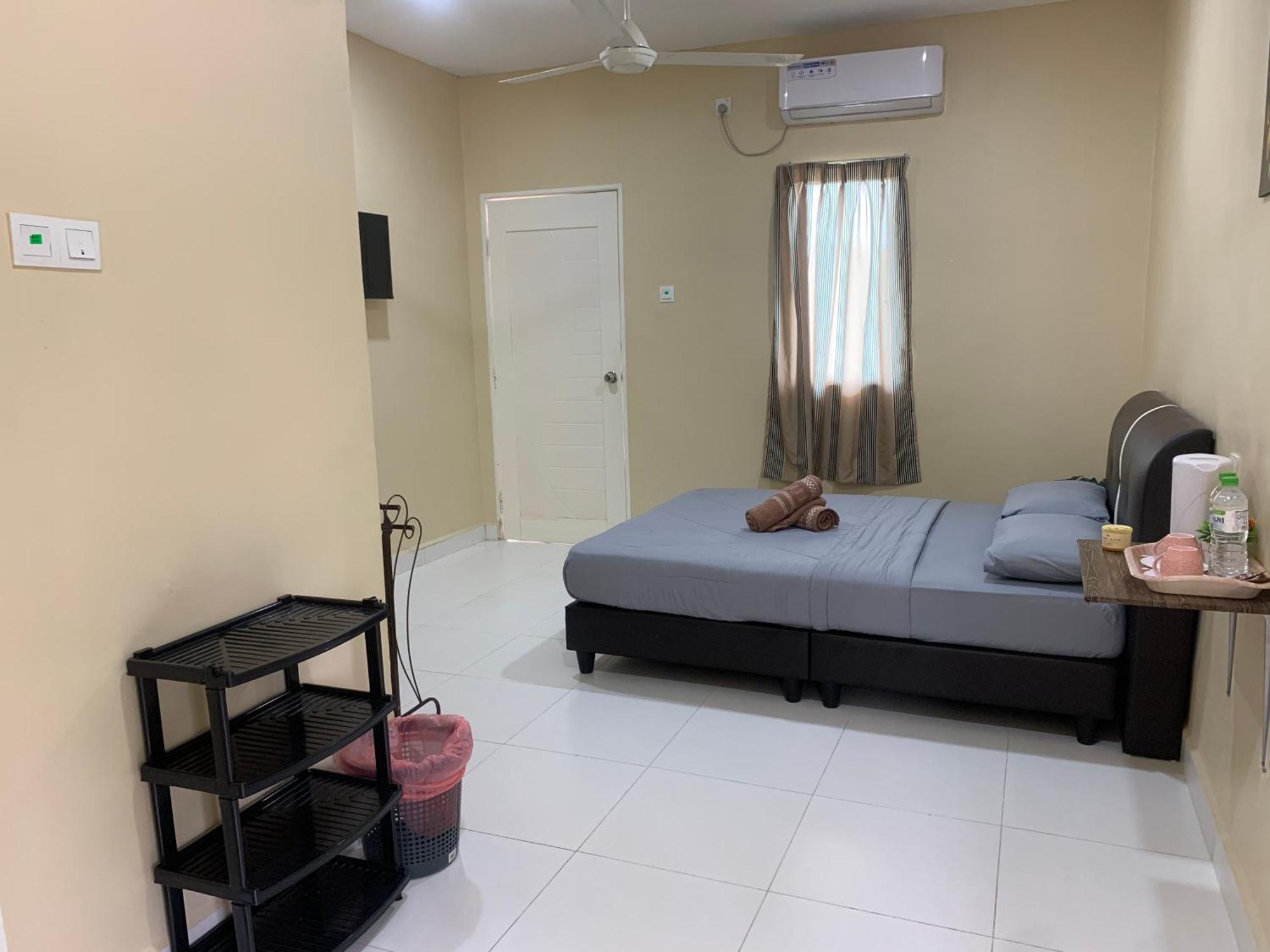 Maze Roomstay Langkawi パンタイ・サナング エクステリア 写真