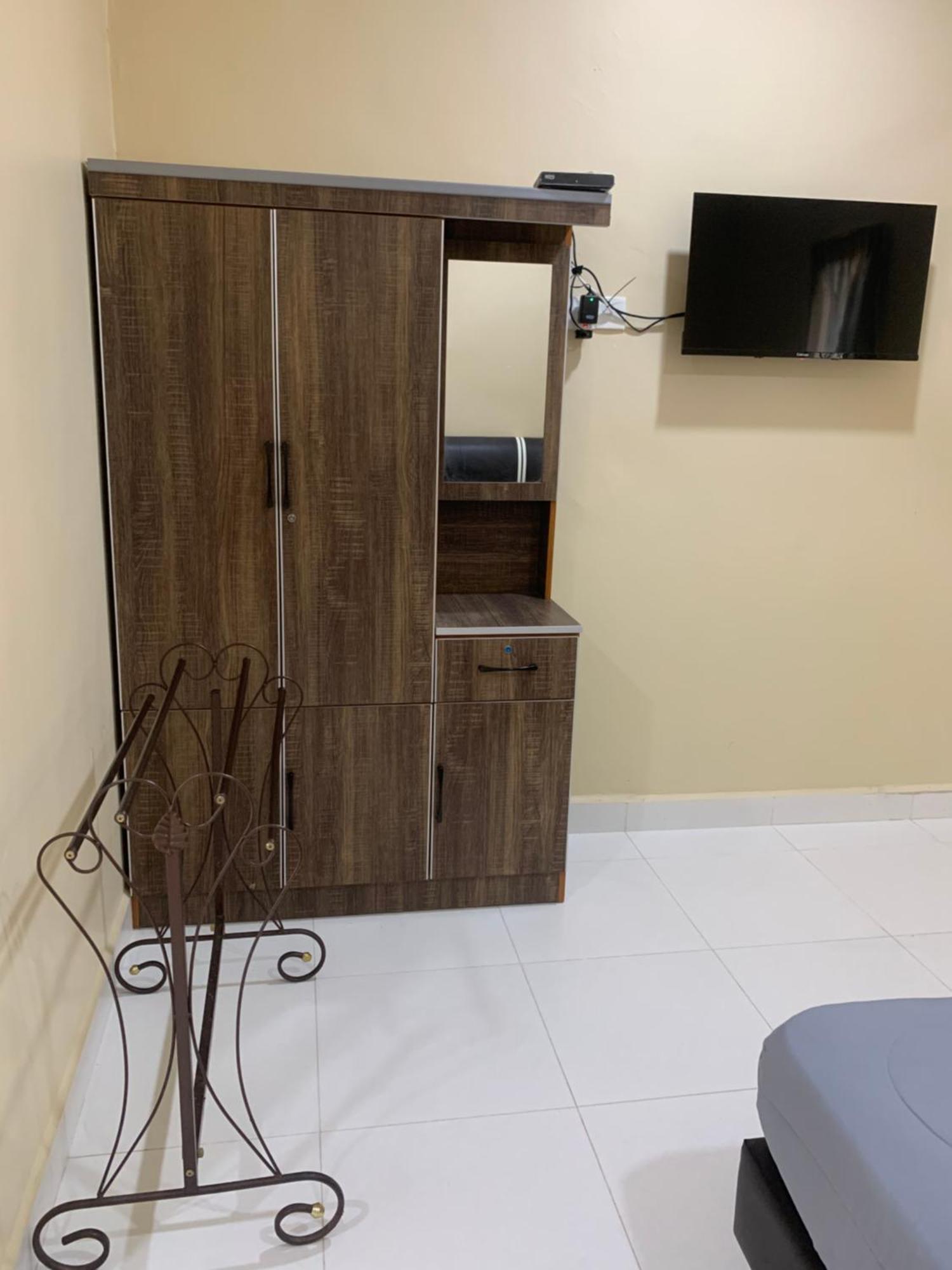 Maze Roomstay Langkawi パンタイ・サナング エクステリア 写真